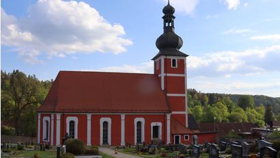 Bild: mfh
Die Friedhofsgebühren in Etzelwang steigen. Zudem wird das Thema Friedhof bei der nächsten Klöausurtagung behandelt.