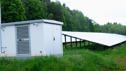 Symbolbild: Robert Dotzauer
Auf 18 Hektar Privatgrund nahe der Gemeindegrenze zu Vorbach plant die Firma Enmag die Errichtung eines "Energiepark Schlammersdorf" mit einer Leistung von zirka 23 Megawatt Peak.