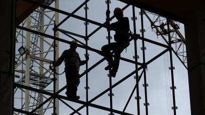 Bild: Jan Woitas/dpa
Die Baubranche verweist auf eine „Wohnungslücke“ von mehreren hunderttausend Einheiten. (Symbolfoto)