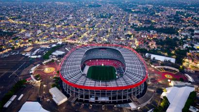 Bild: Li Muzi/XinHua/dpa
Über 2200 Meter hoch gelegen: Das WM-Stadion in Mexiko-Stadt.