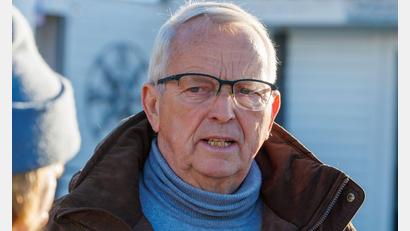 Bild: Jens Büttner/dpa
Umweltminister Backhaus stellt Ergebnisse der Senderauswertung vor.