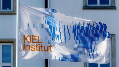 Bild: Markus Scholz/dpa
Der „Kiel Report“ des Kieler Instituts für Weltwirtschaft und des Stockholmer Institute of Transition Economics sieht Russlands Wirtschaft im „Endstadium“. (Symbolbild)