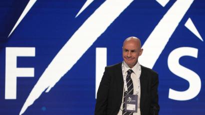 Bild: Darko Vojinovic/AP/dpa
Johan Eliasch hat die Wahl als Fis-Präsident verloren.