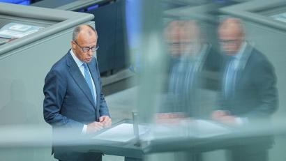 Bild: Michael Kappeler/dpa
Merz versucht noch einmal, die Bürger auf Reformen einzuschwören.