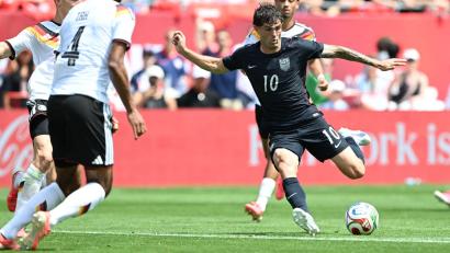 Bild: Federico Gambarini/dpa
Christian Pulisic ist der größte Star im Kader von WM-Gastgeber USA. (Archivfoto)
