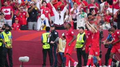 Bild: Nathan Denette/The Canadian Press/dpa
Kanada bejubelte den ersten Punkt bei einer WM-Endrunde.