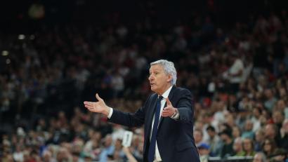 Bild: Matthias Stickel/dpa
Trainer Svetislav Pesic trifft im Basketball-Playoff-Finale mit Bayern München auf seinen Ex-Club Alba Berlin. (Archivbild)