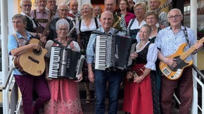 Bild: Helga Kamm
Im Jahr 2006 wurde das „Café Anni“ zum Landgasthof erweitert. „Das war für uns Anlass, einem Musikantenstammtisch ein Domizil zu geben“, erzählt Besitzerin Anni Kormann.