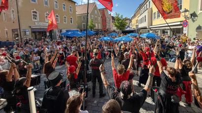 Bild: Petra Hartl
Jalapenos Percussion auf dem Roßmarkt.