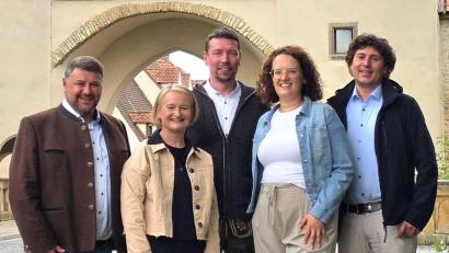 Bild: CSU Amberg
Das ist die neue Spitze der Amberger CSU-Stadtratsfraktion (von links): Daniel Müller, Susanne Herding, Vorsitzender Christian Schafbauer, Elisabeth Lanzinger und Robert Winkler.