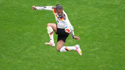 Bild: Eric Smith/AP/dpa
Leroy Sané wartet weiter auf sein erstes Tor bei einem großen Turnier.