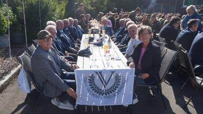 Bild: Elfriede Weiß
Neben des Soldatinnen und Soldaten der Altlandkreise Oberviechtach, Neunburg und Roding nahmen auch Soldaten- und Kriegerkameradschaften am Veteranentag in Oberviechtach teil.
