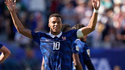 Bild: Frank Franklin II/AP/dpa
Steht jetzt bei 14 WM-Toren: Frankreichs Superstar Kylian Mbappé.