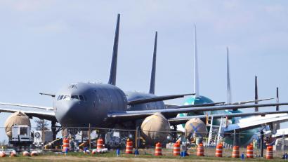 Bild: Ted S. Warren/AP/dpa
KC-46-Tankflugzeuge der USA sollen künftig nicht mehr einfach so für die Nato abrufbar sein. (Archivbild)