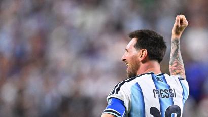 Bild: Tom Weller/dpa
Lionel Messi wird weltweit gefeiert.