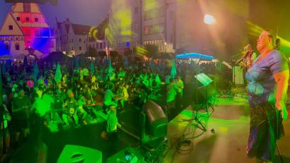 Archivbild: Gabi Schönberger
Zum zweiten Mal startet das Bürgerfest bereits am Samstag. Musik gibt's nicht nur am Oberen, sondern auch am Unteren Markt, in der Judengasse, am Schlörplatz, am Weiden-am-See-Platz und am Mariánské-Lázně-Platz.