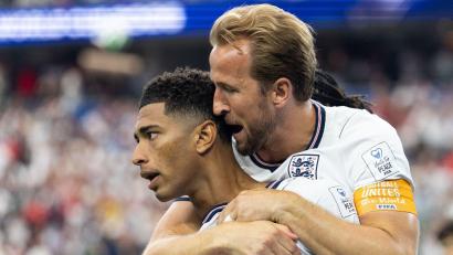 Bild: Daniel Mcgregor-Huyer/dpa
Sorgten für Highlights bei den Engländern im ersten WM-Spiel: Harry Kane (rechts) und Jude Bellingham.