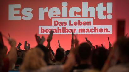 Bild: Michael Bahlo/dpa
Die rund 500 Delegierten in Potsdam beraten bis Sonntag die Linie der Partei.