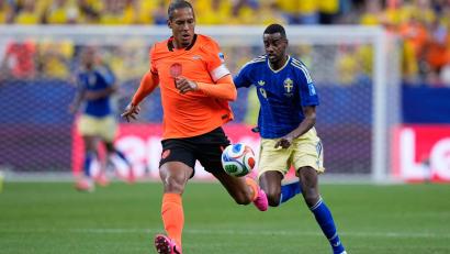 Bild: Ashley Landis/AP/dpa
Die Niederlande feierten ihren ersten Sieg bei dieser WM.