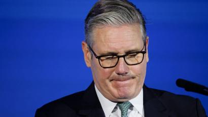 Bild: Isabel Infantes/PA Wire/dpa
Tief in der Krise: Der britische Premierminister Keir Starmer. (Archivbild)