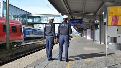 Symbolbild: Bundespolizei
Ein Super-Recognizer der Bundespolizei hat am Hauptbahnhof Regensburg einen gesuchten Dieb erkannt.