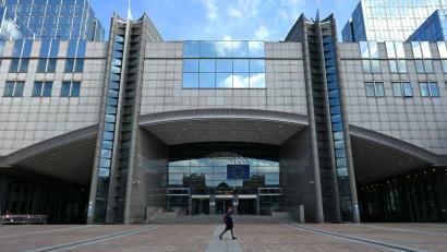 Bild: Elisa Schu/dpa
Fraktionen im EU-Parlament dürfen die ihnen zur Verfügung gestellten Mittel nur nach festgelegten Regeln ausgeben. (Archivbild)