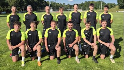 Bild: SV Hahnbach
Die Verantwortlichen des SV Hahnbach konnten zum Trainingsauftakt fünf externe Neuzugänge sowie vier Nachwuchsspieler aus der eigenen A-Jugend willkommen heißen.