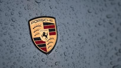 Bild: Christoph Schmidt/dpa
Die Porsche-Aktionäre hatten viel zu kritisieren. (Archivbild)