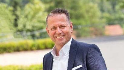 Bild: Sparkasse
Gerhard Hösl, Vorstandsvorsitzender der Vereinigte Sparkassen Eschenbach-Neustadt/WN-Vohenstrauß, tritt nach über 30 Jahren zurück.