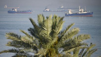 Bild: -/kyodo/dpa
Zeitweise rutschte die Notierung für Öl der Sorte Brent bis auf 72,24 Dollar und damit auf ein Niveau, das zuletzt vor dem Beginn des Iran-Kriegs Ende Februar herrschte. (Archivbild)