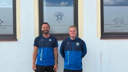 Bild: SpVgg Ebermannsdorf
Sebastian Moser (links) und Daniel Seegräber (rechts) übernehmen die SpVgg Ebermannsdorf zur kommenden Saison.
