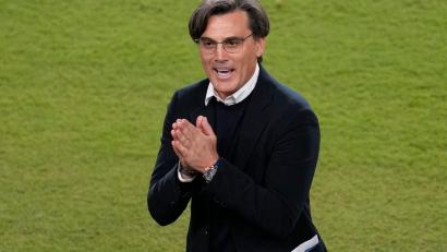 Bild: Jeff Chiu/AP/dpa
Der türkische Nationaltrainer Montella hielt ein leidenschaftliches Plädoyer für seine Spieler. (Archivbild)