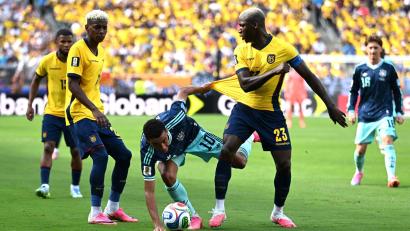 Bild: Federico Gambarini/dpa
Deutschland verliert das letzte Gruppenspiel bei der WM gegen Ecuador mit 1:2.