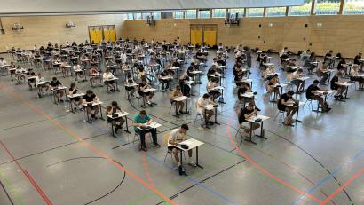 Bild: Matthias Schall
Am Mittwoch starteten die Abschlussprüfungen für 133 Schülerinnen und Schüler an der Schönwerth-Realschule in Amberg.