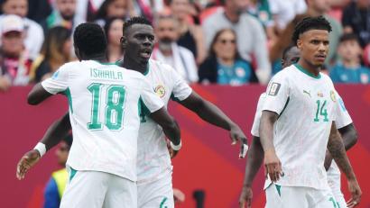 Bild: Nathan Denette/The Canadian Press/dpa
Senegal hat bei der WM den ersten Sieg gefeiert.