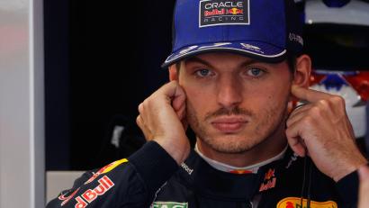 Bild: Joan Monfort/AP/dpa
Verabschiedet sich Max Verstappen von Red Bull? (Archivbild)