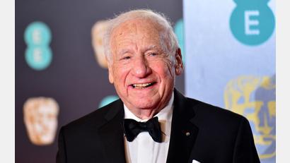 Bild: Dominic Lipinski/PA Wire/dpa
Mel Brooks hat in seiner langen Karriere viele Preise gewonnen. (Archivbild)