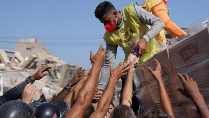 Bild: Ariana Cubillos/AP/dpa
Mehr als 70.000 Familien wurden in La Guaira laut Behörden von den Erdbeben betroffen.