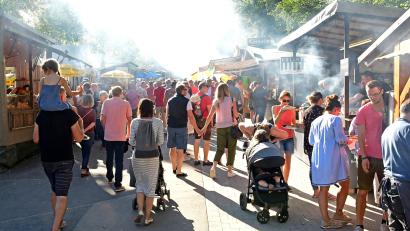 Bild: Petra Hartl
Wer riecht hier auch die Bratwürste? Das Gefühl, durch diese Gasse zu gehen, ist für jeden Amberger ein Stück Heimat.
