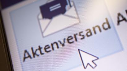 Bild: Sebastian Gollnow/dpa
Mit der Online-Klage soll Bürgern der Zugang zum Recht erleichtert werden.