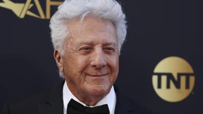 Archivbild: Jordan Strauss/dpa
Der 88-jährige Dustin Hoffman ist Stargast des Karlsbader Filmfestivals. Aber bei weitem nicht der einzige.