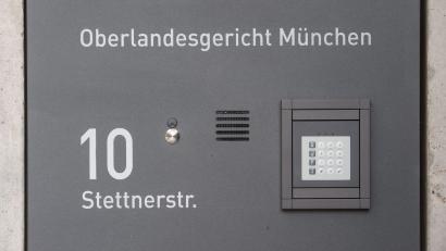 Bild: Tobias Hase/dpa
Verhandelt wurde im Hochsicherheitsgerichtssaal der Justizvollzugsanstalt München-Stadelheim nur rund 10 Minuten lang. (Archivbild)