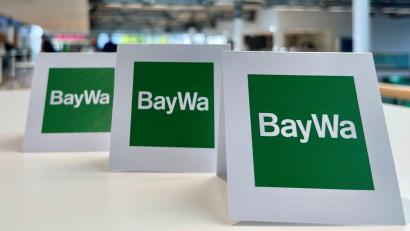 Symbolbild: Carsten Hoefer/dpa
Die Baywa will gut drei Viertel ihrer Schulden abbauen.