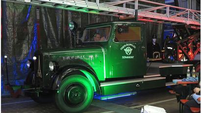 Bild: Rudolf Hirsch
Die alte Drehleiter der Schwandorfer Feuerwehr gilt als historisches Prunkstück. Allerdings sorgte ihr Anlasser jetzt für eine nicht alltägliche Gerichtsverhandlung in Amberg.