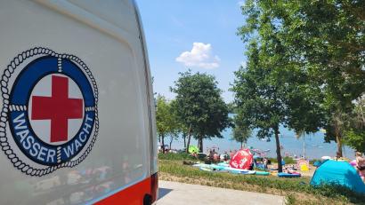 Bild: Korbinian Kurz
Das Hitze-Wochenende machte sich bemerkbar: Insgesamt leisteten die Wasserwachtler im Landkreis Schwandorf an den überwachten Gewässern und Freibädern 1.190 Wachstunden.