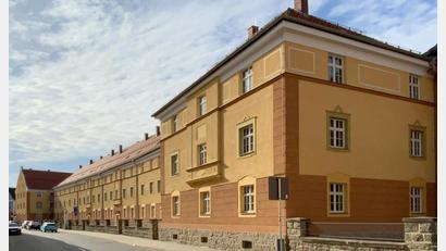 Bild: Fotograf AB Beer
Für Genossenschaftswohnungen der Baugenossenschaft Familienheim eG in Weiden gab es die Denkmalschutzmedaille.