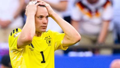 Bild: Tom Weller/dpa
Manuel Neuer bedauert die WM-Enttäuschung und bedankt sich bei den Fans.