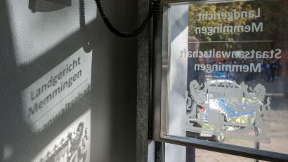 Bild: Stefan Puchner/dpa
Die Staatsanwaltschaft in Memmingen ermittelt gegen Mitarbeiter einer großen Behinderteneinrichtung. (Symbolbild)
