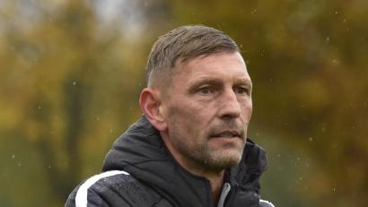 Archivbild: Hans Mark
Trainer der Sportfreunde Upo Andreas Scheler kann zwei weitere Neuzugänge im Kader begrüßen.