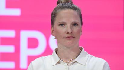 Bild: Felix Hörhager/dpa
Beim Neuaufbau im deutschen Fußball nach dem WM-Debakel sollten nach Ansicht von Ex-Nationalspielerin Tabea Kemme auch weibliche und internationale Aspekte eine Rolle spielen. (Archivbild)